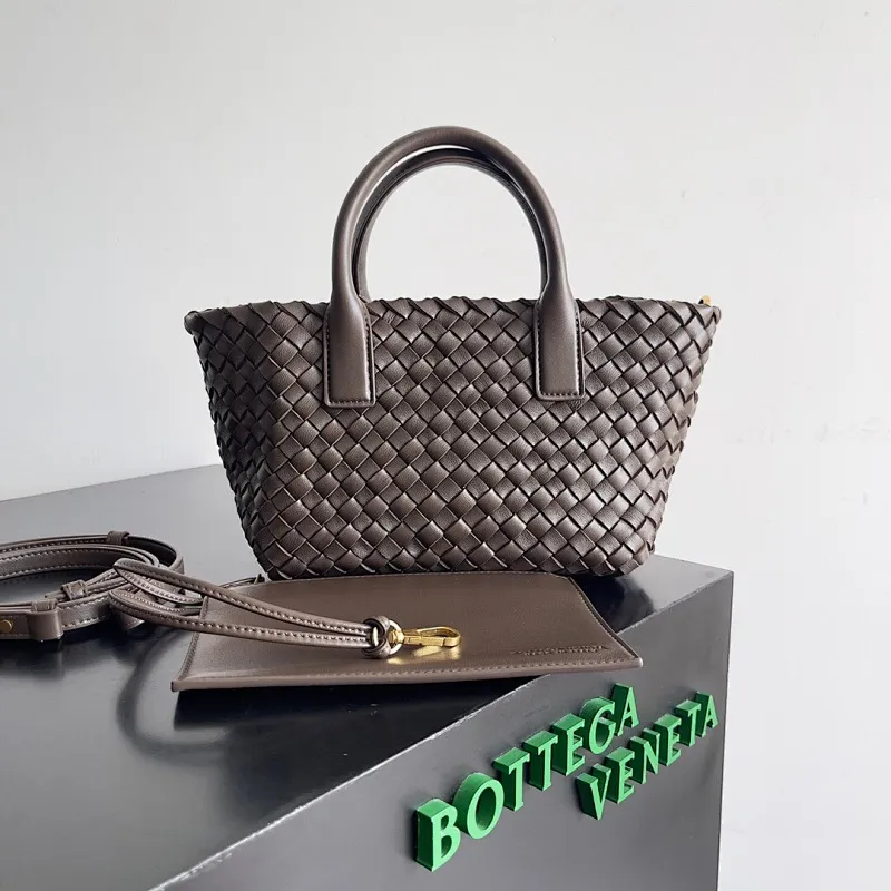 All categories 💚 Authentic bags 💚 BV 2025 new BV handbags